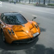 Pagani Huayra đeo biển – lần đầu dạo phố Sài Gòn