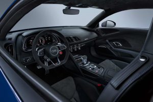Facelift-Audi-R8-V10-gear-patrol-slide-7-1940x1300-300x201.jpg