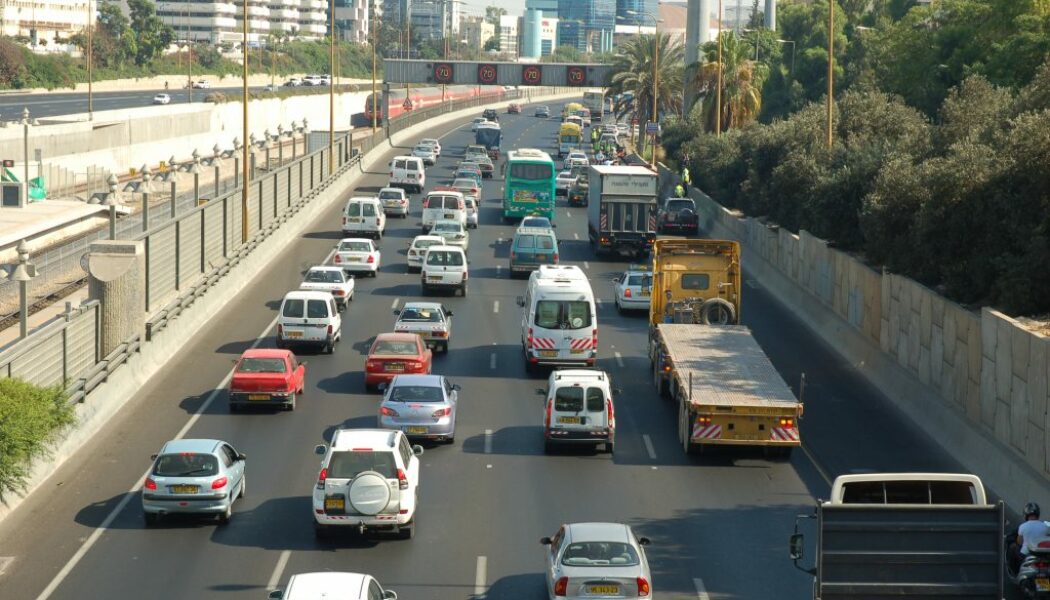 Israel cân nhắc cấm xe chạy động cơ khí đốt trong tương lai