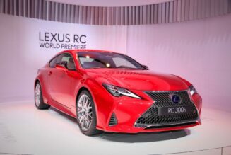 Lexus ra mắt phiên bản RC facelift tại Paris Motorshow