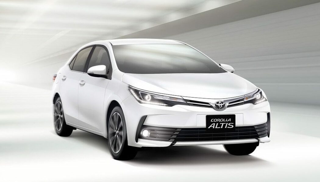 Toyota Corolla Altis 2018 giá từ 697 triệu đồng tại Việt Nam