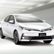 Toyota Corolla Altis 2018 giá từ 697 triệu đồng tại Việt Nam