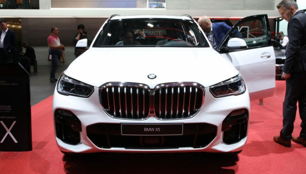 Hình ảnh thực tế BMW X5 2019 tại triển lãm ôtô Paris 2018