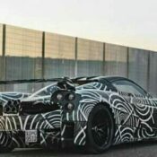 Pagani Huayra BC Roadster bị bắt gặp khi đang thử nghiệm trên phố