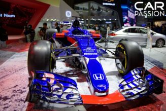 [VMS 2018] Cận cảnh mô hình xe đua F1 STR12 của đội đua Scuderia Toro Rosso