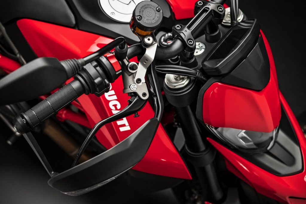 2019-Ducati-Monster-Hypermotard-950-First-look-supermoto-motorcycle-5-1024x683.jpg