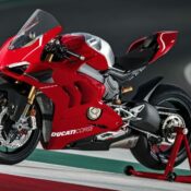 Ducati ra mắt Panigale V4 R tại EICMA 2018