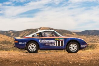 Xe đua Paris-Dakar Porsche 959 được bán gần 6 triệu Đô