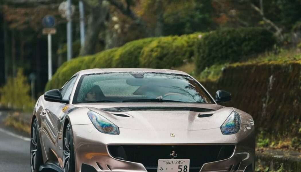 Ferrari F12tdf đẹp lạ với màu sơn của Lamborghini