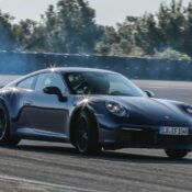 Porsche 911 Carrera thế hệ 992 hoàn toàn mới lộ diện rõ nét