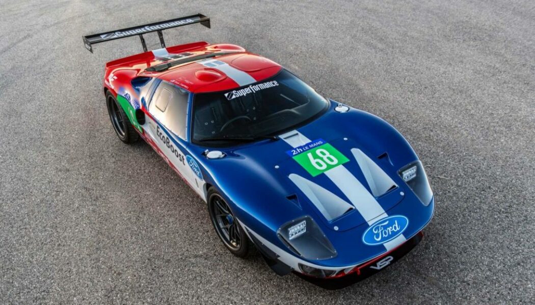 Superformance biến Ford GT40 thành xe đua hiện đại