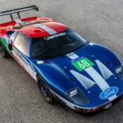 Superformance biến Ford GT40 thành xe đua hiện đại