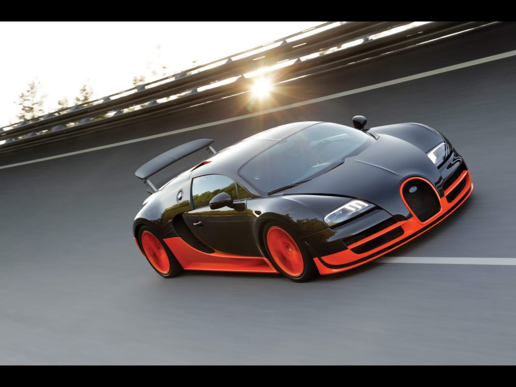 2010-Bugatti-Veyron-16-4-Super-Sport-World-Record-Front-And-Side-Speed-Tilt-1920x1440-1024x768.jpg