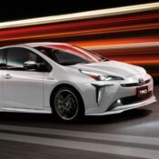 Toyota giới thiệu bản độ TRD dành cho mẫu xe hybrid Prius