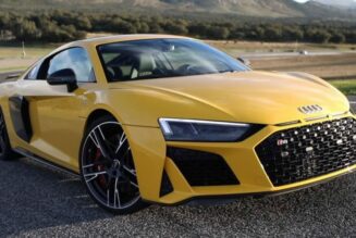 Audi R8 2019 được detail bóng loáng rồi tăng tốc 0 – 100 km/h trong 2,72 giây