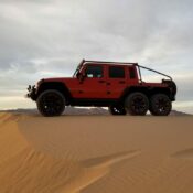 Jeep Wrangler hóa 6×6 với sức mạnh của Dodge Hellcat