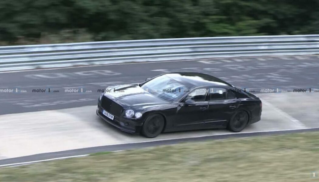 Bắt gặp Bentley Flying Spur 2019 chạy thử nghiệm tại Nurburgring