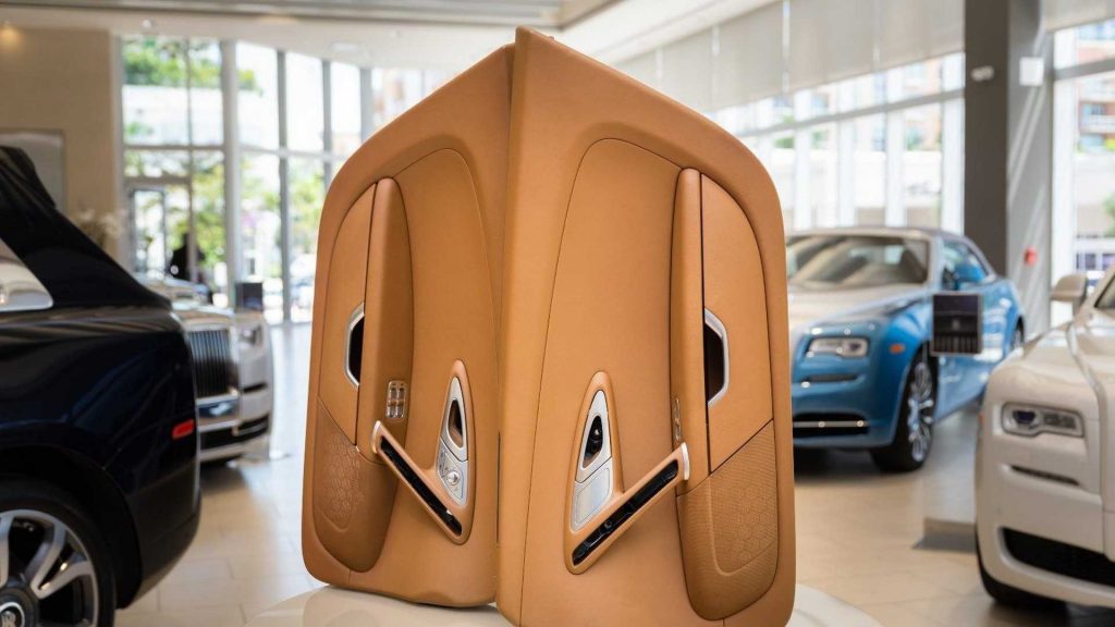bugatti-veyron-interior-for-sale-1-1024x576.jpg