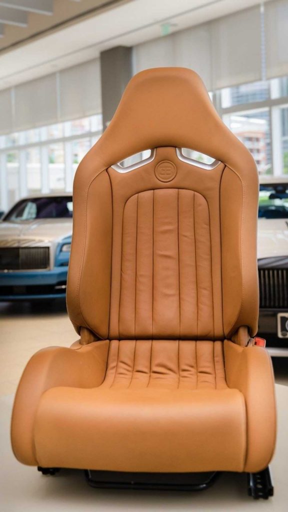 bugatti-veyron-interior-for-sale-5-576x1024.jpg