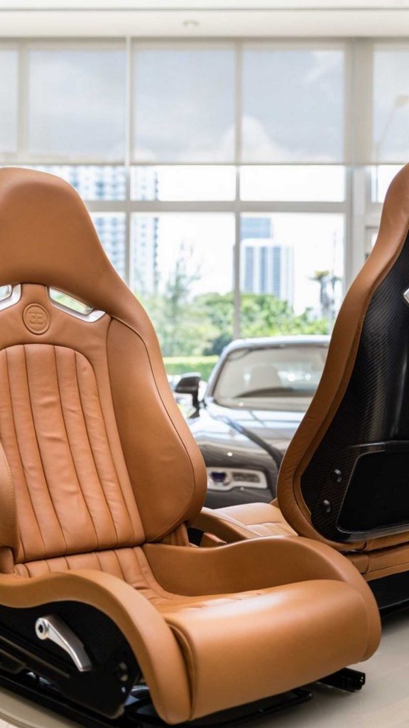 bugatti-veyron-interior-for-sale-6-576x1024.jpg