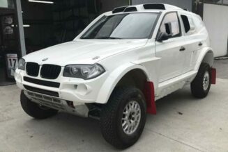 BMW X3 Cross từng tham gia Dakar Rally được rao bán