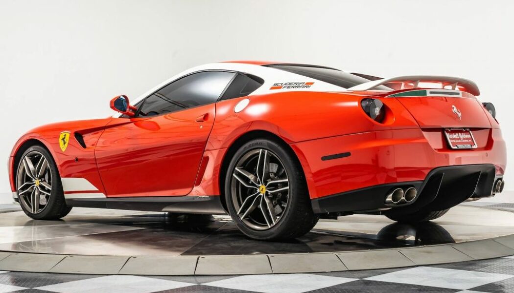 Ferrari 599 GTB phiên bản đặc biệt được rao bán nửa triệu USD