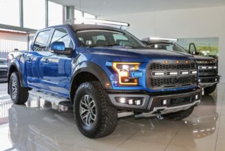 Ford F-150 Raptor được “lắp ráp” tại Malaysia, giá tương đương 4,4 tỷ đồng