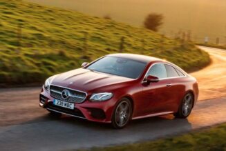 Mercedes-Benz E-Class Coupe và Cabriolet E350 2019 có giá từ 44.750 bảng Anh