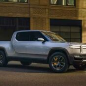 Rivian R1T – Xe bán tải chạy điện với công nghệ tối tân