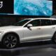 Xe wagon hạng sang Volvo V60 2019 có giá từ 39.000 USD