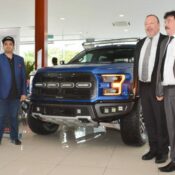 Ford F-150 Raptor giá 4,4 tỷ đồng tại Malaysia có thể về Việt Nam