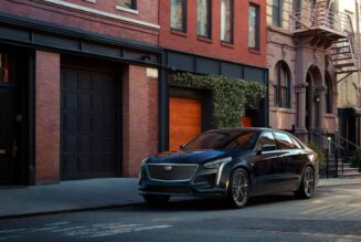 Cadillac ra mắt CT6-V sản xuất giới hạn 275 chiếc và đã được bán hết