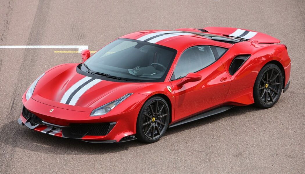 Ferrari 488 Pista trở thành siêu xe của năm 2018 do tạp chí Top Gear bình chọn