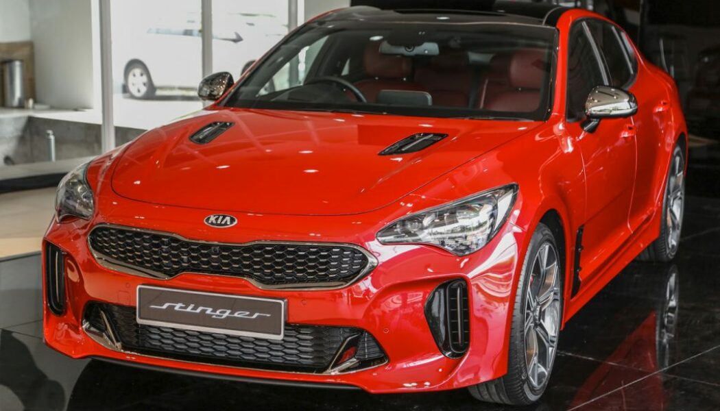 Xe thể thao Kia Stinger có giá từ 70.000 USD ở Malaysia