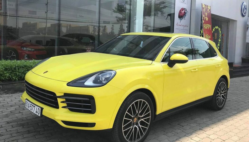 Đại gia Việt Nam chi 1 tỷ đồng cá nhân hóa Porsche Cayenne chơi Tết