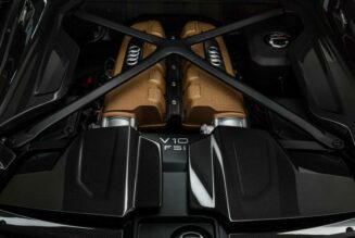 Động cơ V10 5,2 lít trên siêu xe của Audi có gì đặc biệt?