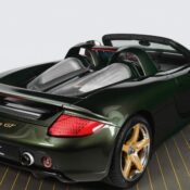 Porsche Classic phục chế Carrera GT từ đống đổ nát