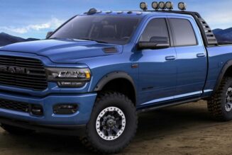 Ram 2500 được nâng cấp với 170 phụ kiện tại Chicago Auto Show 2019