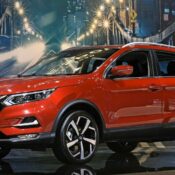 Nissan Rogue Sport 2020: Khi X-Trail được thu nhỏ