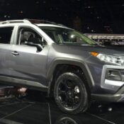 Toyota RAV4 TRD Off-Road 2020 – thêm “chất” phong trần dã chiến