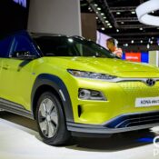 [Bangkok 2019] Hyundai Kona Electric có giá từ 1,348 tỷ đồng