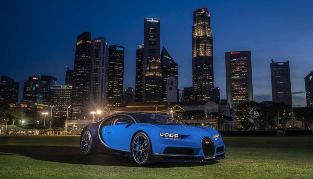 Đại gia Singapore mua Bugatti Chiron nhưng không thể lái nó trên đường