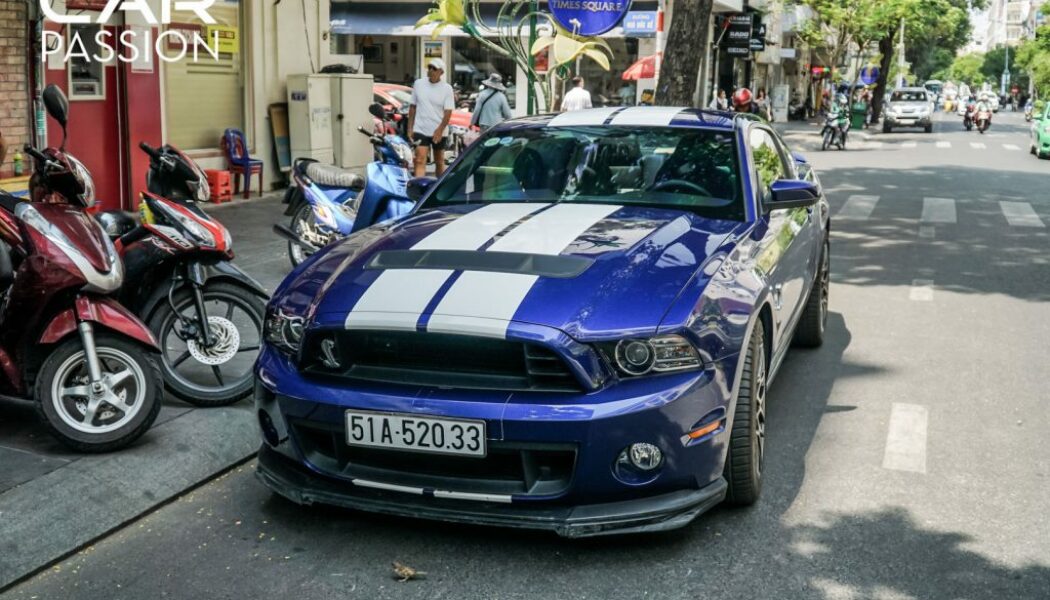 Bắt gặp Ford Shelby GT500 độc nhất Việt Nam trên phố Sài Gòn