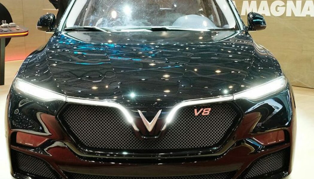 VinFast LUX SA V8 được trưng bày tại triển lãm ô tô Geneva 2019