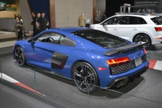 Audi R8 facelift ra mắt thị trường Mỹ với giá từ 169.900 Đô-la