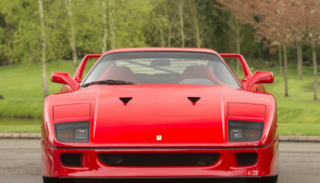 Một trong tám nguyên mẫu của Ferrari F40  được rao bán