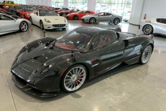 Siêu phẩm mui trần Pagani Huayra Roadster được rao bán với giá chỉ…3,65 triệu Đô-la