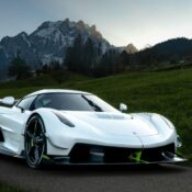 Siêu xe Koenigsegg Jesko có giá 2,8 triệu USD