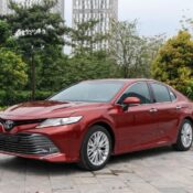 Toyota Camry thế hệ thứ 8 hoàn toàn mới đã về Việt Nam, chuẩn bị ra mắt