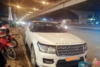 Xe Trung Quốc bị vặt gương vì nhìn quá giống xe sang Range Rover